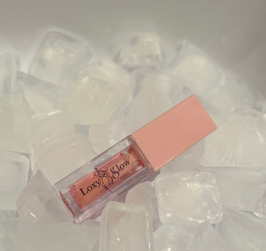 Ultra-Light Lip Oil ~ Strawberry